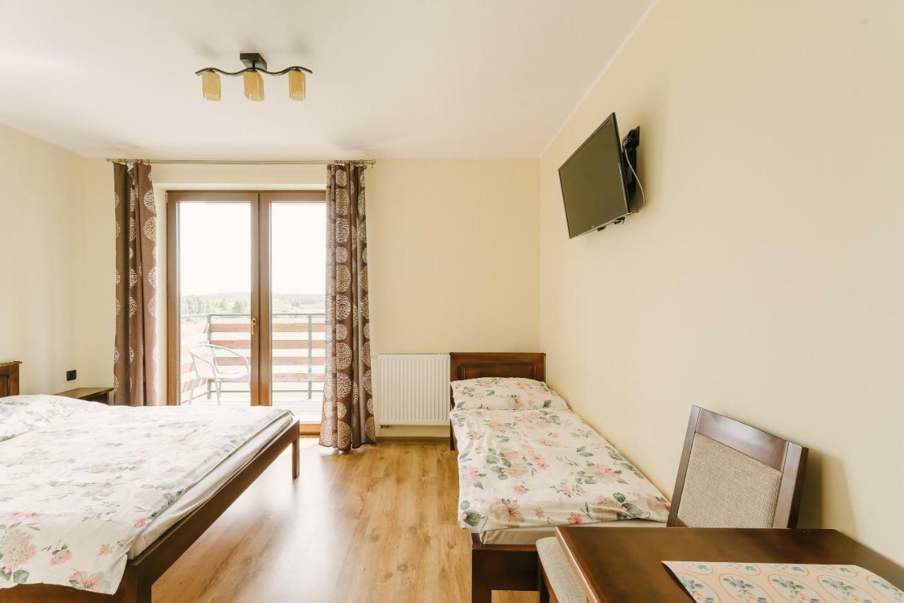 Arko - Pokoje Goscinne I Studia Ostrowo  Exterior foto